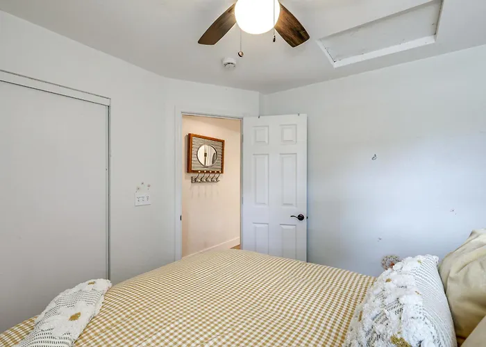 Less Than A Mile To Forest Roads/trails *
