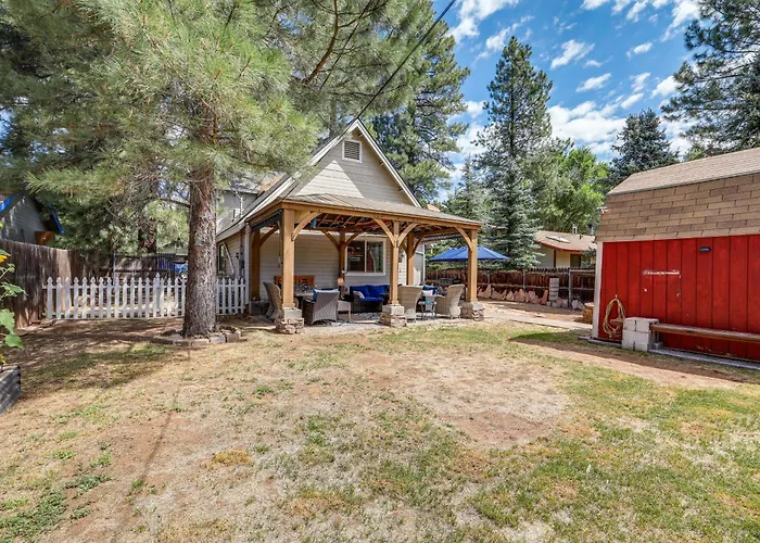 Less Than A Mile To Forest Roads/trails Holiday home